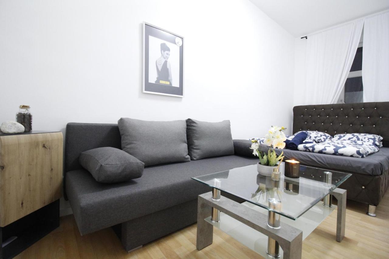 Comfort Triple Room Th Wien Exterior foto