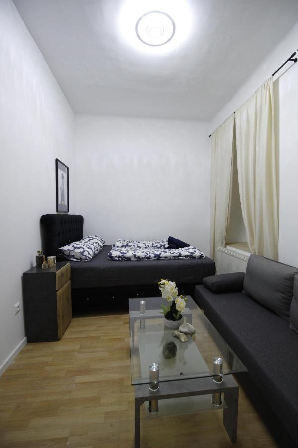Comfort Triple Room Th Wien Exterior foto